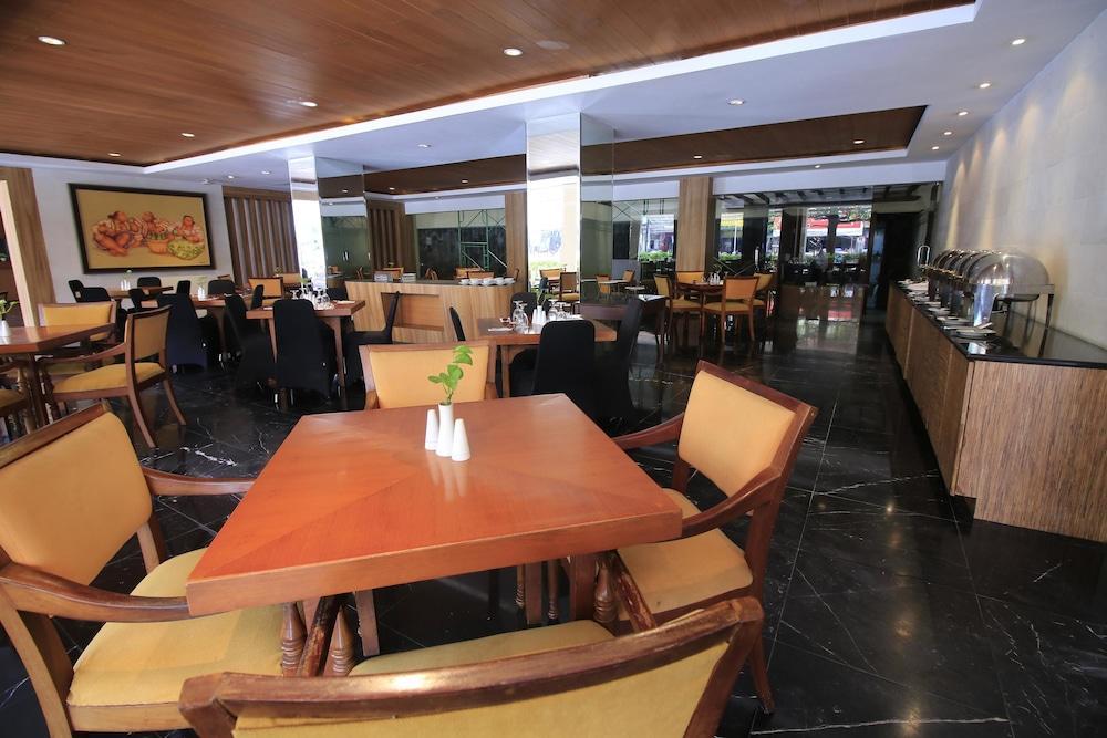 Hotel Mutiara Malioboro Yogyakarta Luaran gambar