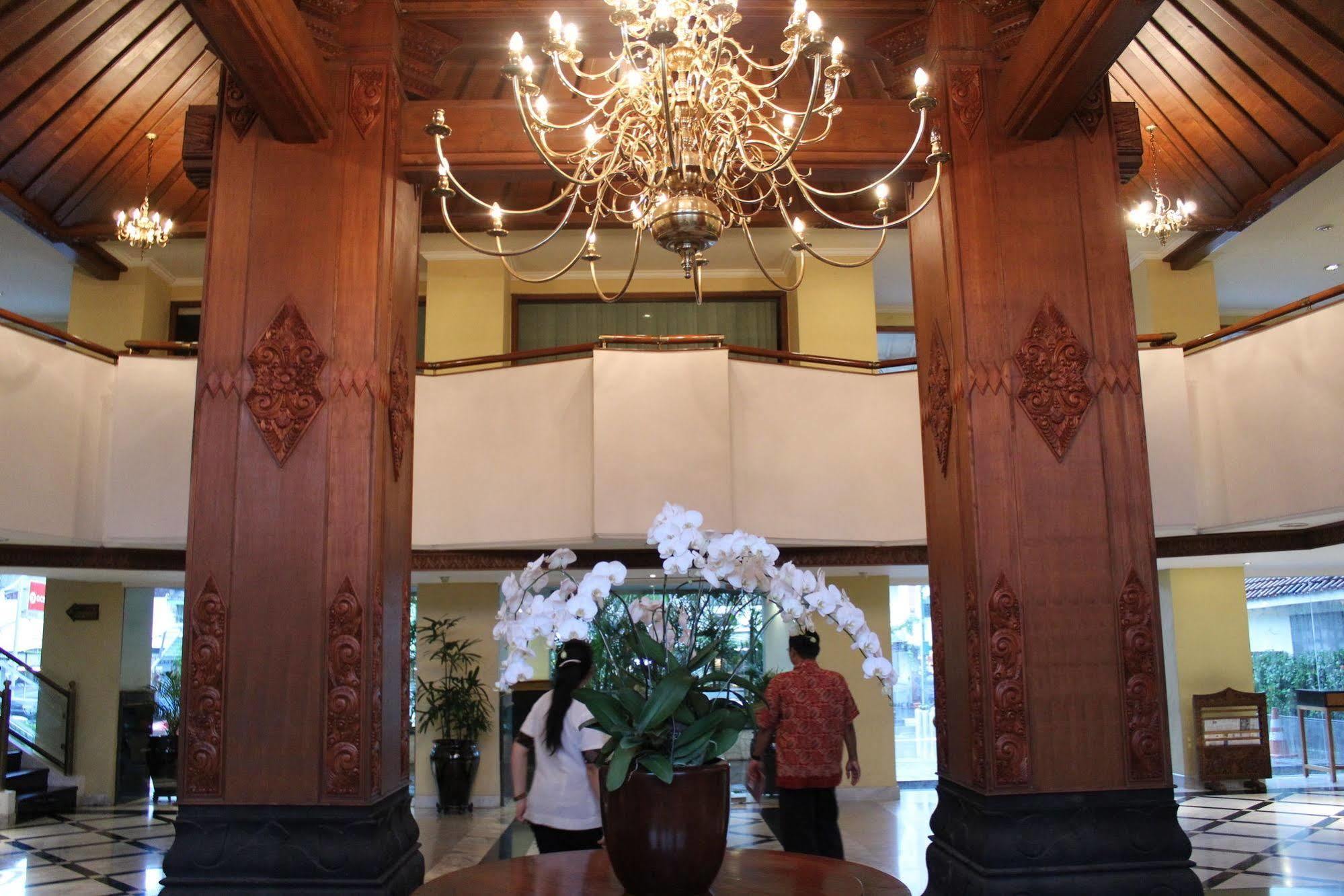 Hotel Mutiara Malioboro Yogyakarta Luaran gambar